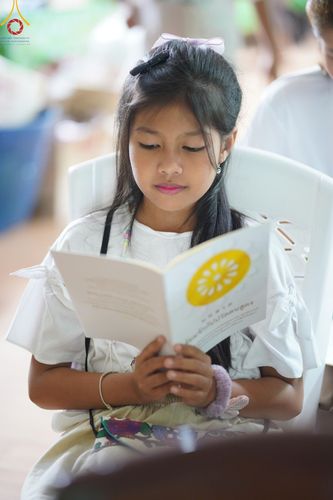 ภาพ No.61144:สามเณรออกบิณฑบาต และกิจกรรมอบรมสามเณร ในโครงการบรรพชาสามเณรฟื้นฟู พระพุทธศาสนาทั่วไทย ณ ศูนย์อบรมที่พักสงฆ์บ้านร่มเย็น จ.นราธิวาส วันที่ 2-15 เมษายน พ.ศ. 2567