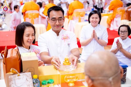 ภาพ No.272945:วันอาทิตย์ที่ 23 พฤศจิกายน พ.ศ.2568 พิธีมุทิตาสักการะ พระมหาเถระและพระเถระ ประจำปีพุทธศักราช 2568 ณ ห้องแก้วสารพัดนึก 2 สภาธรรมกายสากล  วัดพระธรรมกาย