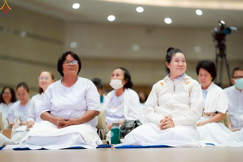 ภาพ No.242314:วันที่ ๒๙ - ๓๑ สิงหาคม พ.ศ. ๒๕๖๘ สัมมนารวมใจผู้นำบุญ บูชาธรรม ๘๑ ปี  หลวงพ่อธัมมชโย รุ่นที่ ๒ กฐินสามัคคีทั่วไทย ๓๐,๐๐๐ วัด โครงการอุปสมบทบูชาธรรมมหาปูชนียาจารย์  ๓,๐๐๐ รูป