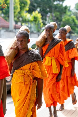 ภาพ No.140758:PhotoStory มหาศรัทธา ธรรมยาตราศรีลังกา EP.4 โครงการสยาม-ลังกา ธรรมยาตรา ฉลองเทศกาลวิสาขบูชาแห่งชาติ ศรีลังกา  บูชาธรรม 80 ปีหลวงพ่อธัมมชโย เส้นทางจาก เมืองดัมบูลลา ไปยัง เมืองมาตะเล  ตั้งแต่วันที่ 17-20 พฤษภาคม พ.ศ. 2567