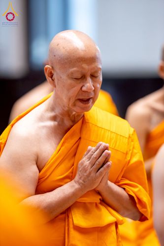 ภาพ No.256261:วันที่ 4 ตุลาคม พ.ศ. 2568 พิธีบรรพชาอุปสมบท  โครงการอุปสมบทหมู่บูชาธรรม 141 ปี  พระมงคลเทพมุนี (สด จนฺทสโร) ณ โบสถ์พระไตรปิฏก วัดพระธรรมกาย จ.ปทุมธานี