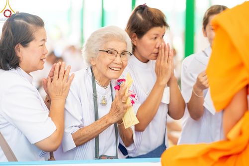 ภาพ No.136349:พิธีอุปสมบทสามเณรเตรียมสถาบันธรรมชัย รุ่นที่ 21 ณ โบสถ์พระไตรปิฏก วัดพระธรรมกาย วันเสาร์ที่ 4 พฤษภาคม พ.ศ.2567