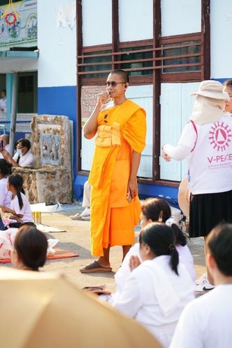 ภาพ No.117026:V.16 เป็นทีม การเตรียมงาน เก็บงาน การรับบุญของเจ้าหน้าที่หน่วยงานต่างๆ เพื่อโครงการธรรมยาตรา กตัญญูบูชามหาปูชนียาจารย์ พระมงคลเทพมุนี (สด จนฺทสโร) พระผู้ปราบมาร อนุสรณ์สถาน 7 แห่ง ปีที่ 12 ระหว่างวันที่ 2 - 31 มกราคม พ.ศ. 2567