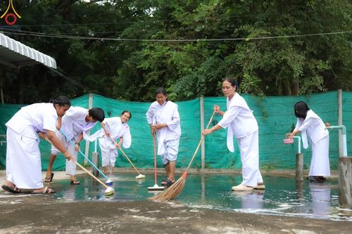 ภาพ No.155077:โครงการอุบาสกแก้ว อุบาสิกาแก้ว รุ่นที่ 2 ตัวแทนทอดกฐินสามัคคีทั่วไทย 30,000 วัด บูชาธรรม 80 ปี หลวงพ่อธัมมชโย จังหวัดบุรีรัมย์ ระหว่างวันที่ 13-15 กันยายน พ.ศ. 2567