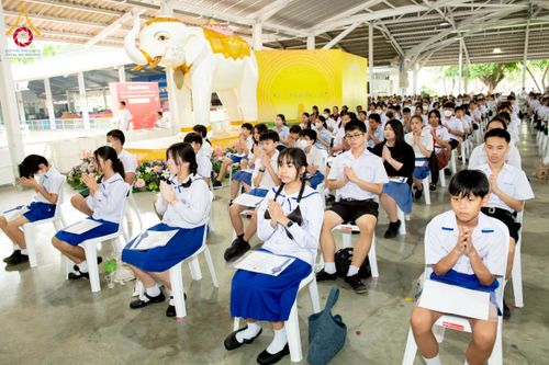 ภาพ No.214069:วันอังคารที่ 1 เมษายน พ.ศ. 2568  “วันคล้ายวันสถาปนากระทรวงศึกษาธิการ ครบรอบ 133 ปี จ.ปทุมธานี ณ วัดพระธรรมกาย”