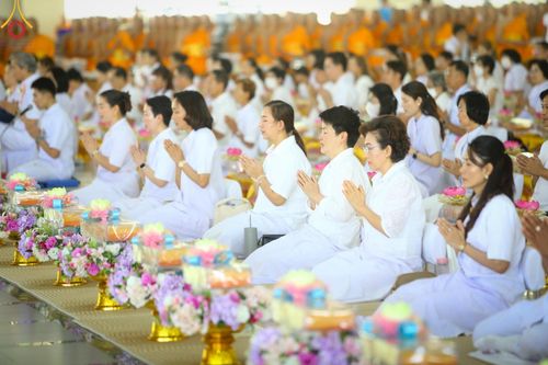 ภาพ No.143256:พิธีถวายภัตตาหารเพื่อเป็นกำลังแห่งการเข้าถึงธรรม ของพระภิกษุสามเณร วัดพระธรรมกาย วันเสาร์ที่ 6 กรกฏาคม พ.ศ. 2567 ณ หอฉันคุณยายอาจารย์ วัดพระธรรมกาย จ.ปทุมธานี