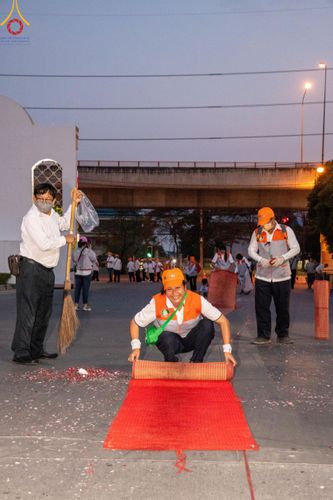 ภาพ No.121845:V.22 ต่อไป การเตรียมงาน เก็บงาน การรับบุญของเจ้าหน้าที่หน่วยงานต่างๆ เพื่อโครงการธรรมยาตรา กตัญญูบูชา มหาปูชนียาจารย์ พระมงคลเทพมุนี (สด จนฺทสโร) พระผู้ปราบมาร อนุสรณ์สถาน 7 แห่ง ปีที่ 12 ระหว่างวันที่ 2 - 31 มกราคม พ.ศ.2567