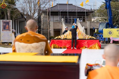 ภาพ No.132250:พิธีประดิษฐานยอดอุโบสถ บูชาธรรม 80 ปี หลวงพ่อธัมมชโย ณ วัดพระธรรมกายโทชิหงิ ประเทศญี่ปุ่น วันอาทิตย์ที่ 24 มีนาคม พ.ศ. 2567