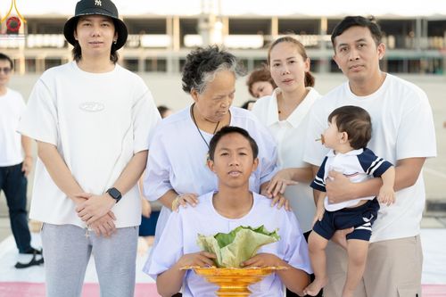 ภาพ No.132723:พิธีปลงผมยุวธรรมทายาท รุ่นที่ 32 มัชฌิมธรรมทายาท รุ่นที่ 28 ณ ลานธรรม วัดพระธรรมกาย วันเสาร์ที่ 30 มีนาคม พ.ศ. 2567