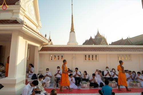 ภาพ No.116114:พิธีตักบาตรพระธรรมยาตรา ณ อนุสรณ์สถานลำดับที่ 4 สถานที่เกิดด้วยกายธรรม วัดโบสถ์(บน) จ.นนทบุรี วันที่ 21 มกราคม พ.ศ. 2567