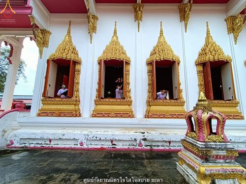 ภาพ No.40073:พิธีตัดปอยผม ปลงผม ขอขมารับผ้าไตรและพิธีบรรพชา ในโครงการอุปสมบท บูชาธรรมมหาปูชนียาจารย์ ประจำปี 2564 ชุดที่ 9