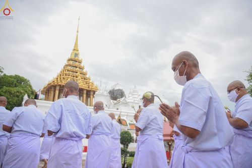 ภาพ No.48021:ประมวลภาพพิธีเวียนประทักษิณ และบรรพชาอุปสมบท รุ่นเข้าพรรษา ปี 2565