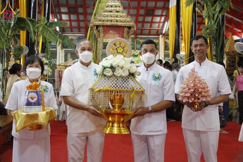 ภาพ No.57236:ประมวลภาพพิธีทอดกฐินสามัคคี ณ วัดลาดหอย จ.สุพรรณบุรี (วันที่ 1 พฤศจิกายน พ.ศ. 2565)