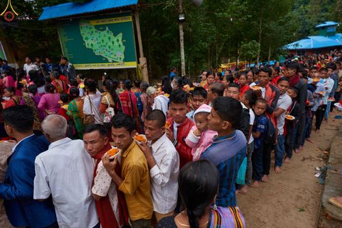 ภาพ No.57344:ประมวลภาพประมวลภาพพิธีถวายและฉลองพระพุทธรูปปางไสยาสน์ ณ ประเทศบังกลาเทศ