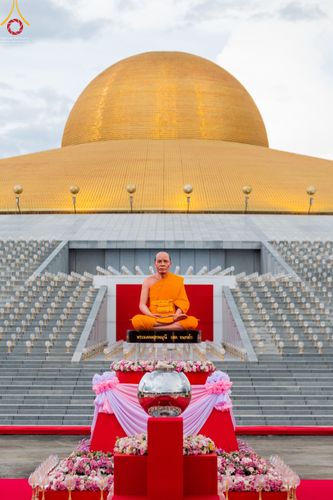 ภาพ No.52517:ประมวลภาพวันคล้ายวันเกิดครบรอบ 138 ปี พระมงคลเทพมุนี (สด จนฺทสโร) พระผู้ปราบมาร ชุดที่ 2