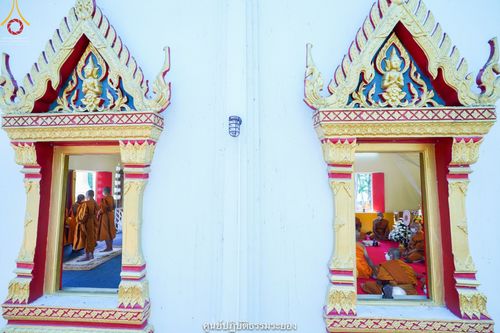 ภาพ No.40920:พิธีตัดปอยผม ปลงผม ขอขมารับผ้าไตรและพิธีบรรพชา ในโครงการอุปสมบท บูชาธรรมมหาปูชนียาจารย์ ประจำปี 2564 ชุดที่ 18