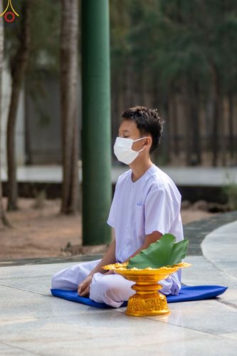 ภาพ No.44537:ประมวลภาพพิธีปลงผม โครงการบรรพชาสามเณรฟื้นฟูพระพุทธศาสนาทั่วไทย ณ อนุสรณ์สถานมหาวิหารพระมงคลเทพมุนี