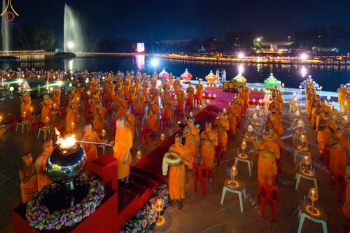 ภาพ No.55326:ประมวลภาพพิธีลอยกระทงธรรม ณ วัดพระธรรมกาย (วันที่ 8 พฤศจิกายน พ.ศ. 2565)