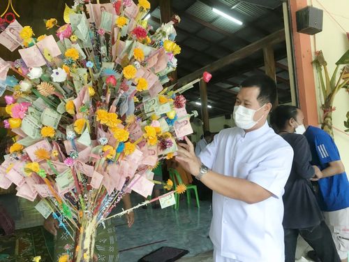 ภาพ No.53479:ประมวลภาพพิธีทอดกฐินสามัคคี ณ วัดไผ่พันมือ จ.สุพรรณบุรี (วันที่ 15 ตุลาคม พ.ศ. 2565)