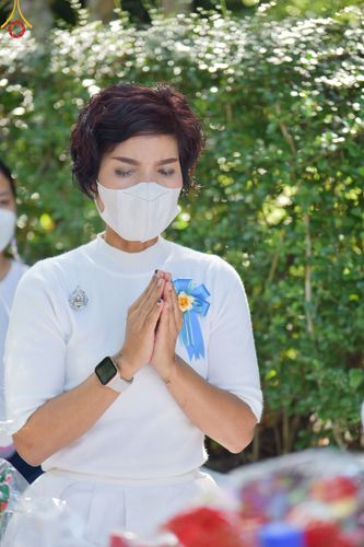 ภาพ No.45991:ประมวลภาพพิธีตักบาตร โครงการบรรพชาสามเณรฟื้นฟูพระพุทธศาสนาทั่วไทย ณ ณ ธุดงคสถานจันทปุระ