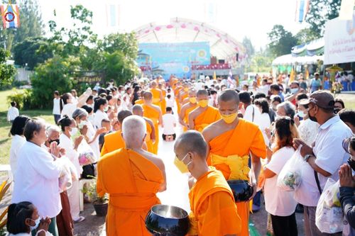 ภาพ No.56998:ประมวลภาพพิธีทอดกฐินสามัคคี ณ ศูนย์ปฏิบัติธรรมสวนผึ้ง (วันที่ 30 ตุลาคม พ.ศ. 2565)