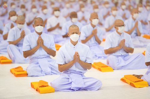 ภาพ No.44301:ประมวลภาพพิธีบรรพชา และพิธีถวายบาตร โครงการบวชภาคฤดูร้อน พ.ศ. 2565