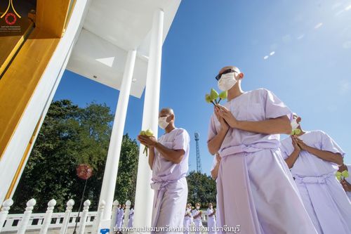 ภาพ No.40488:พิธีตัดปอยผม ปลงผม ขอขมารับผ้าไตรและพิธีบรรพชา ในโครงการอุปสมบท บูชาธรรมมหาปูชนียาจารย์ ประจำปี 2564 ชุดที่ 14