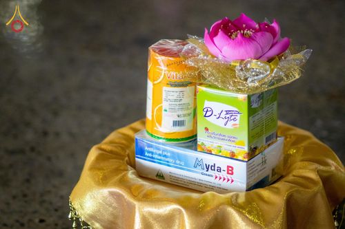 ภาพ No.49866:ประมวลภาพพิธีถวายคิลานเภสัช และอุปกรณ์ทางการแพทย์แด่คณะสงฆ์ วันเสาร์ที่ 20 สิงหาคม พ.ศ. 2565