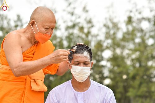 ภาพ No.44129:ประมวลภาพพิธีตัดปอยผมนาคธรรมทายาท รุ่นวันคุ้มครองโลกเฟส 2  ณ วัดพระธรรมกาย