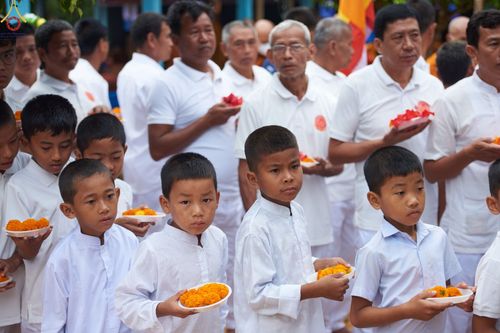 ภาพ No.57343:ประมวลภาพประมวลภาพพิธีถวายและฉลองพระพุทธรูปปางไสยาสน์ ณ ประเทศบังกลาเทศ