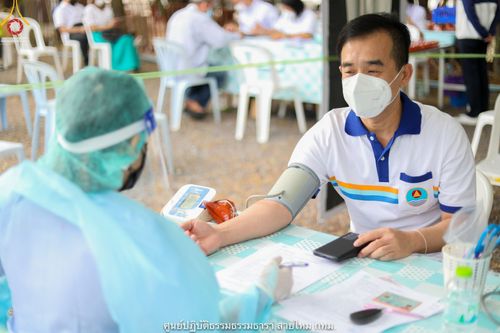 ภาพ No.39279:พิธีตัดปอยผมและปลงผมในโครงการอุปสมบท บูชาธรรมมหาปูชนียาจารย์ ประจำปี 2564 ชุดที่ 1