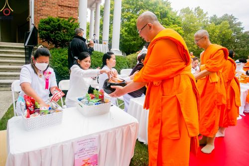 ภาพ No.54288:ประมวลภาพพิธีทอดกฐินสามัคคี ณ วัดพระธรรมกายชิคาโก (วันที่ 16 ตุลาคม พ.ศ. 2565)