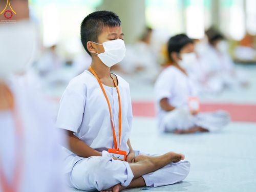 ภาพ No.43952:ประมวลภาพพิธีปลงผม โครงการบรรพชาสามเณรฟื้นฟูพระพุทธศาสนาทั่วไทย ณ ศูนย์อบรมวัดพระธรรมกาย