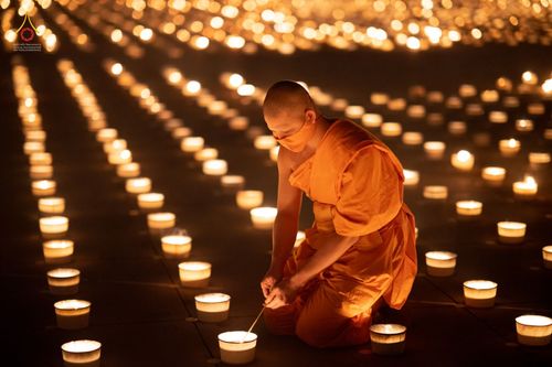 ภาพ No.41078:พิธีฉลองชัย สวดธรรมจักร ออนไลน์ เนื่องในวาระอายุวัฒนมงคลครบ 81 ปี หลวงพ่อทัตตชีโว