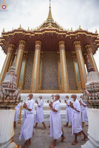 ภาพ No.48024:ประมวลภาพพิธีเวียนประทักษิณ และบรรพชาอุปสมบท รุ่นเข้าพรรษา ปี 2565