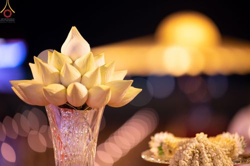 ภาพ No.41962:พิธีฉลองชัยสวดมนต์ บทธัมมจักกัปปวัตตนสูตร 4,000,002,565 จบ เพื่อเป็นสิริมงคลตอนรับศักราชใหม่