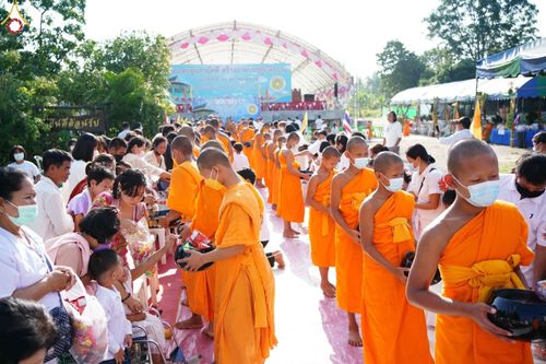 ภาพ No.56994:ประมวลภาพพิธีทอดกฐินสามัคคี ณ ศูนย์ปฏิบัติธรรมสวนผึ้ง (วันที่ 30 ตุลาคม พ.ศ. 2565)