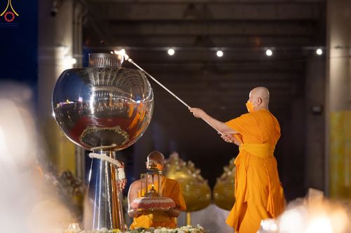 ภาพ No.46298:ประมวลภาพพิธีจุดวิสาขประทีป 2565 ณ วัดพระธรรมกาย