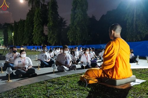 ภาพ No.46470:พิธีจุดโคมวิสาขประทีป วันวิสาขบูชา พ.ศ. 2565 ณ ประเทศอินโดนีเซีย