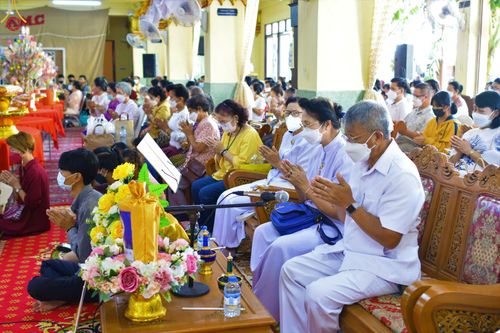 ภาพ No.54705:ประมวลภาพพิธีทอดกฐินสามัคคี ณ วัดเสด็จ จ.ปทุมธานี (วันที่ 30 ตุลาคม พ.ศ. 2565)