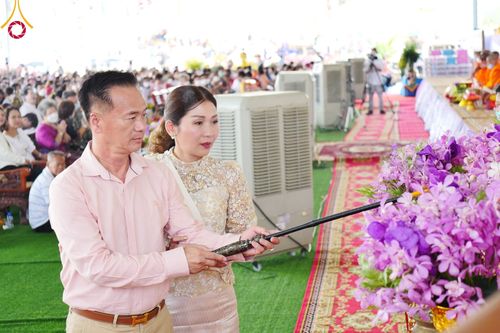 ภาพ No.56888:ประมวลภาพพิธีทอดกฐินสามัคคี ณ วัดลาดเป้ง จ.สมุทรสงคราม (วันที่ 30 ตุลาคม พ.ศ. 2565)