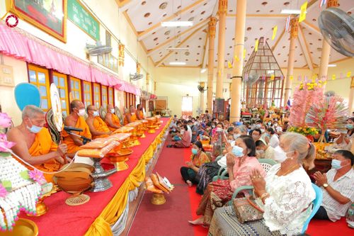 ภาพ No.56863:ประมวลภาพพิธีทอดกฐินสามัคคี ณ วัดประดู่ตะบอง จ.พระนครศรีอยุธยา (วันที่ 30 ตุลาคม พ.ศ. 2565)