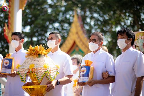 ภาพ No.56406:ประมวลภาพพิธีทอดกฐินสามัคคี ณ วัดลาดประทุมทอง จ.สุพรรณบุรี (วันที่ 30 ตุลาคม พ.ศ. 2565)