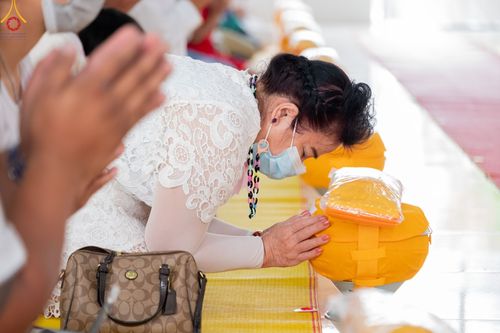 ภาพ No.44569:ประมวลภาพพิธีบรรพชา โครงการบรรพชาสามเณรฟื้นฟูพระพุทธศาสนาทั่วไทย ณ ศูนย์ปฎิบัติธรรมสมุทรปราการ