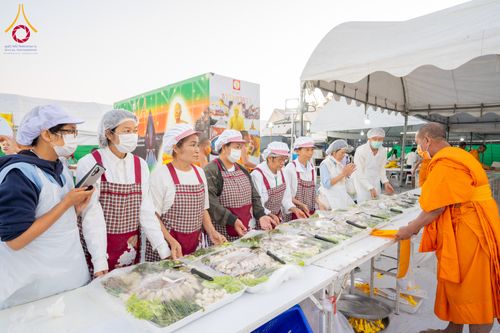 ภาพ No.292261:วันที่ 11 มกราคม พ.ศ. 2569 พิธีถวายภัตตาหารเป็นสังฆทาน แด่พระธรรมยาตรา ในโครงการธรรมยาตรา กตัญญูบูชา มหาปูชนียาจารย์ พระมงคลเทพมุนี(สด จนฺทสโร) พระผู้ปราบมาร อนุสรณ์สถาน 7 แห่ง ปีที่ 14 ณ  อนุสรณ์สถานลำดับที่ 2  สถานที่ตั้งมโนปณิธานบวชตลอดชีวิต อนุสรณ์สถ