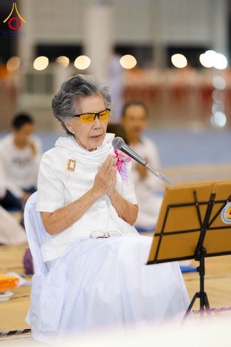 ภาพ No.305311:วันที่ 29 มกราคม พ.ศ. 2569 พิธีถวายภัตตาหารเป็นสังฆทาน แด่พระธรรมยาตรา ณ วัดพระธรรมกาย  จังหวัดปทุมธานี ในโครงการธรรมยาตรา กตัญญูบูชา มหาปูชนียาจารย์ พระมงคลเทพมุนี(สด จนฺทสโร) พระผู้ปราบมาร อนุสรณ์สถาน 7 แห่ง ปีที่ 14