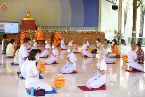 ภาพ No.44907:ประมวลภาพพิธีรรพชา โครงการบรรพชาสามเณรฟื้นฟูพระพุทธศาสนาทั่วไทย ณ ศูนย์อบรมเยาวชนบุญประสาน