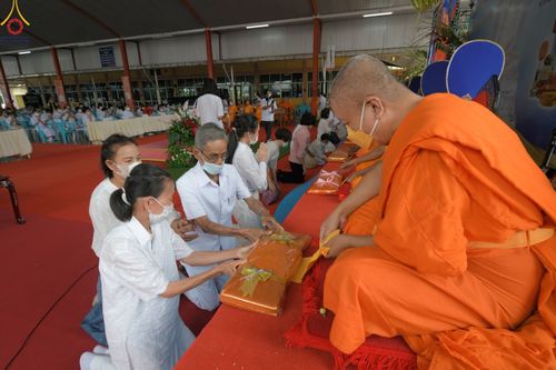 ภาพ No.52921:ประมวลภาพพิธีทอดกฐินสามัคคี ณ วัดมงคลพุกกราม จ.ปทุมธานี  (วันที่ 15 ตุลาคม พ.ศ. 2565)