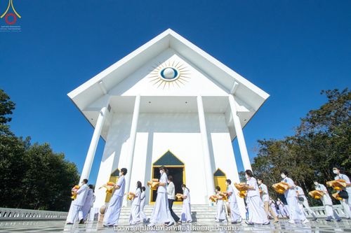 ภาพ No.40493:พิธีตัดปอยผม ปลงผม ขอขมารับผ้าไตรและพิธีบรรพชา ในโครงการอุปสมบท บูชาธรรมมหาปูชนียาจารย์ ประจำปี 2564 ชุดที่ 14