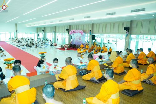 ภาพ No.48101:ประมวลภาพพิธีทอดผ้าป่าสามัคคี ณ ศูนย์ปฏิบัติธรรมภาคใต้ อ.บางกล่ำ จ.สงขลา